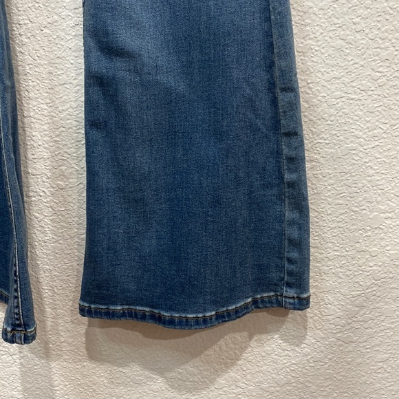Free People Women’s Authentic Blue Pull On High Rise Flare Jeans Size 28 - Picture 3 of 11